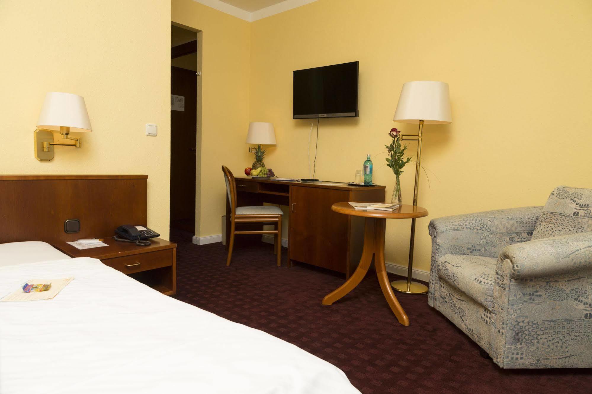 Ringhotel Residenz Wittmund Luaran gambar