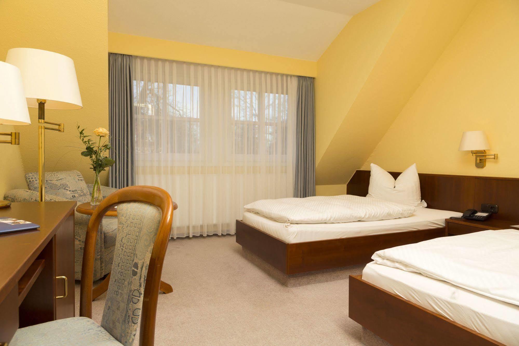 Ringhotel Residenz Wittmund Luaran gambar